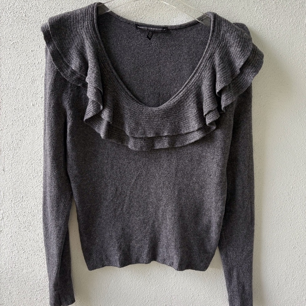 White House Black Market Ruffled Large Collar Sweater‎ Size M Gray Long Sleeve